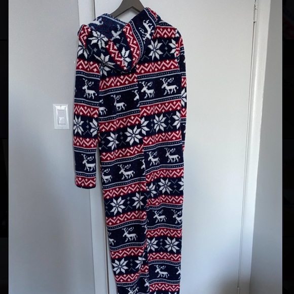 Christmas fuzzy onesie - Picture 2 of 2